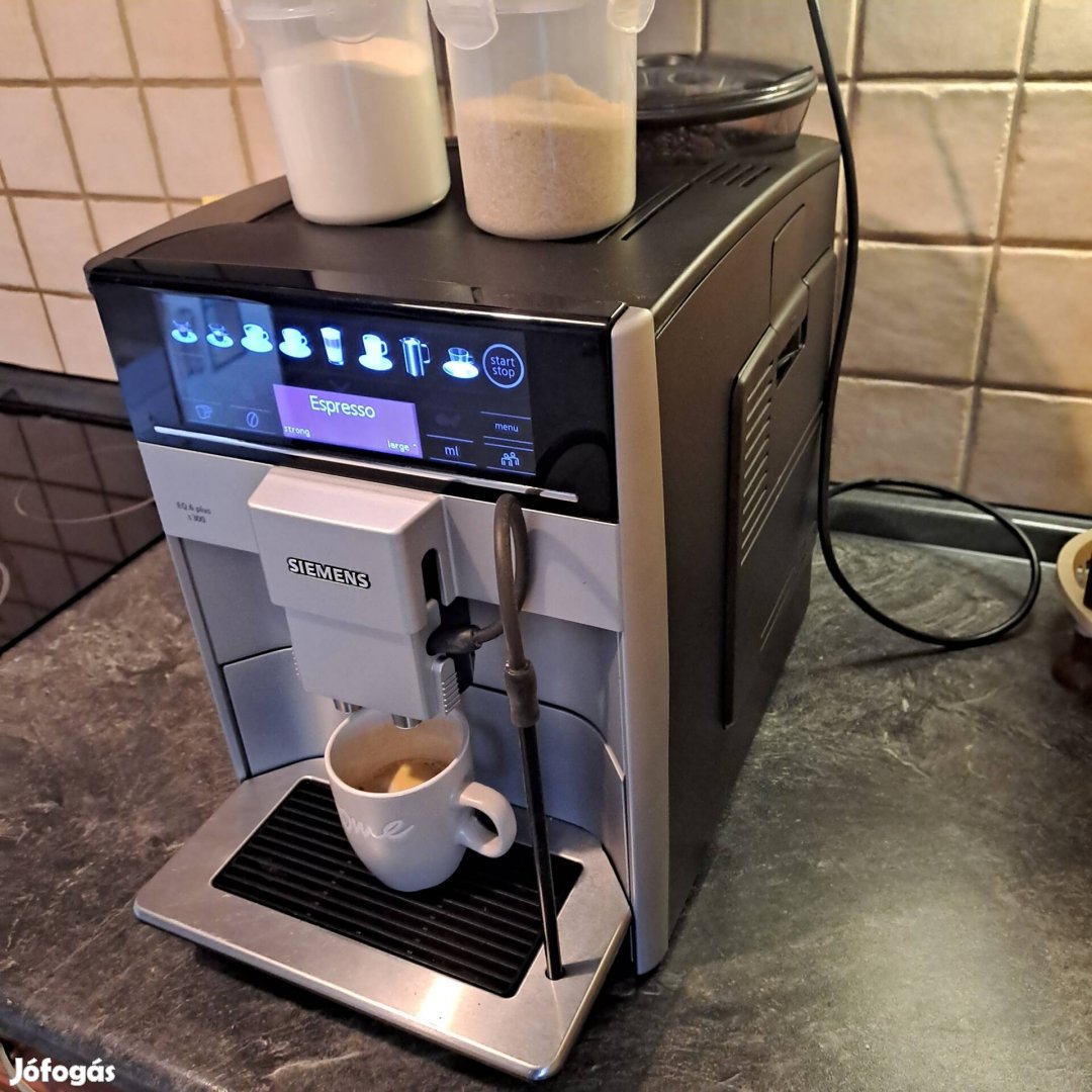 Bosch EQ6 S300 darálos automata kávéfőző 