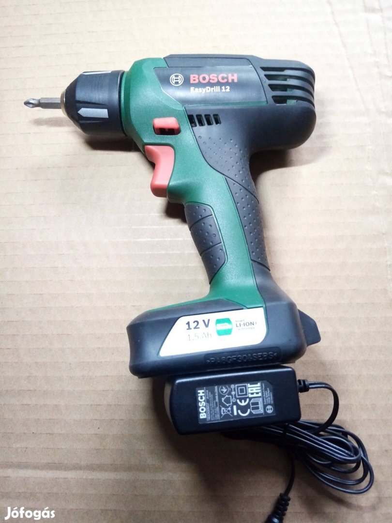 Bosch Easy Drill 12 Akkus fúró