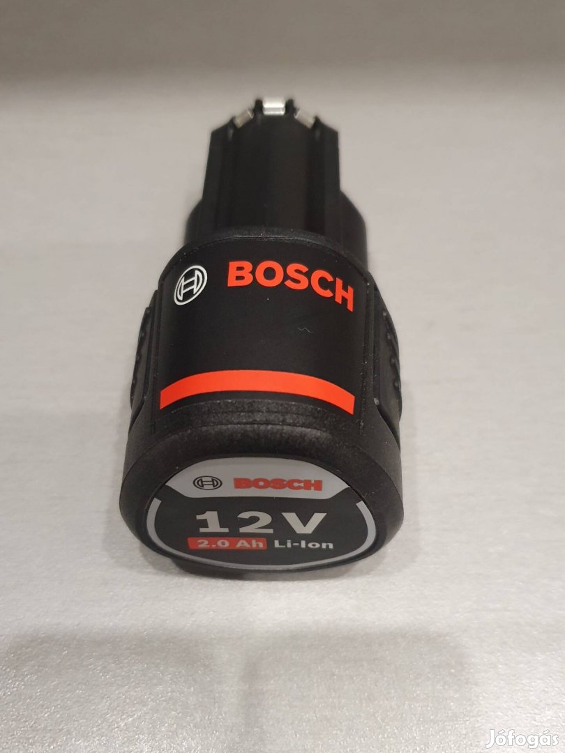 Bosch GBA 12v akkumulátor 2AH új.