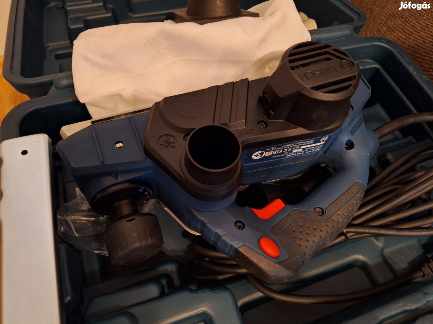 Bosch GHO 26-82 D Vezetékes Kézi Gyalu Gyalugép Új Kofferban