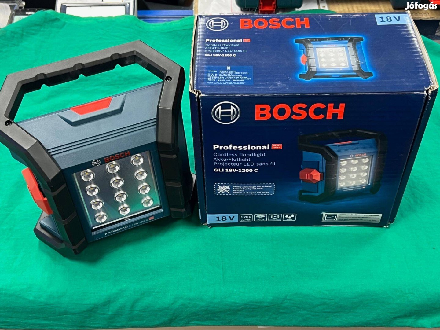 Bosch GLI-18V-1200C Lámpa akkuval-töltő nélkül