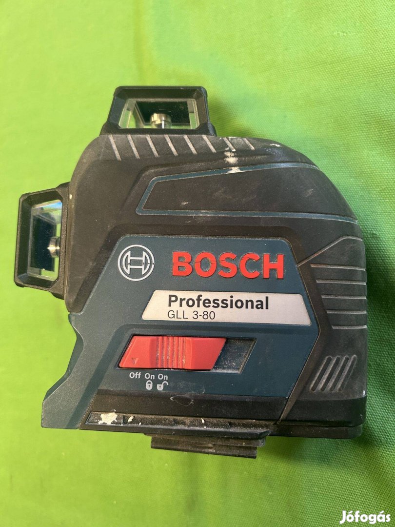Bosch GLL 3-80 Vonallézer (30 m) + Koffer