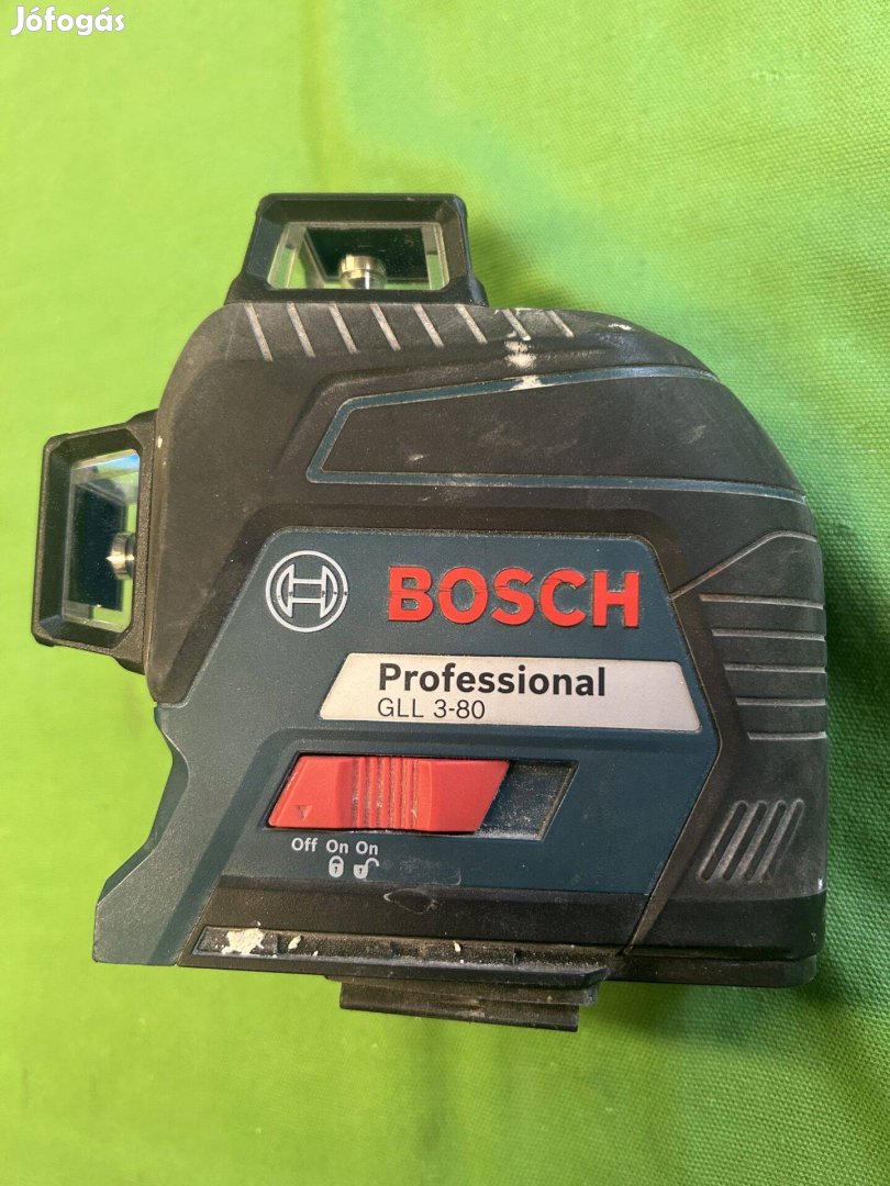 Bosch GLL 3-80 Vonallézer (30 m) + Koffer