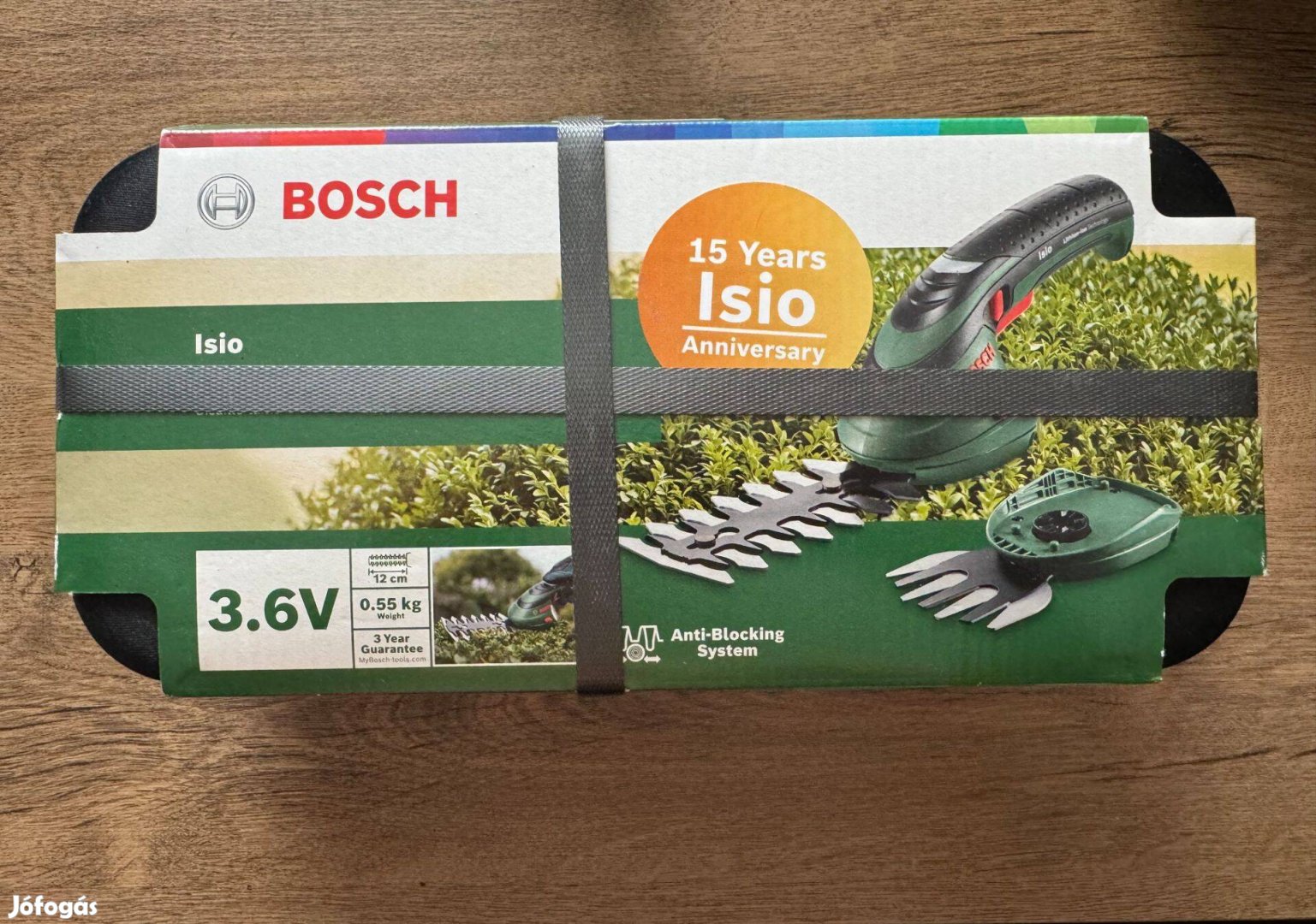 Bosch Isio 3 akkus bokornyíró és fűnyíróolló készlet