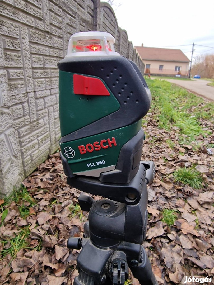 Bosch PLL 360 lézeres szintező Bosch állvánnyal