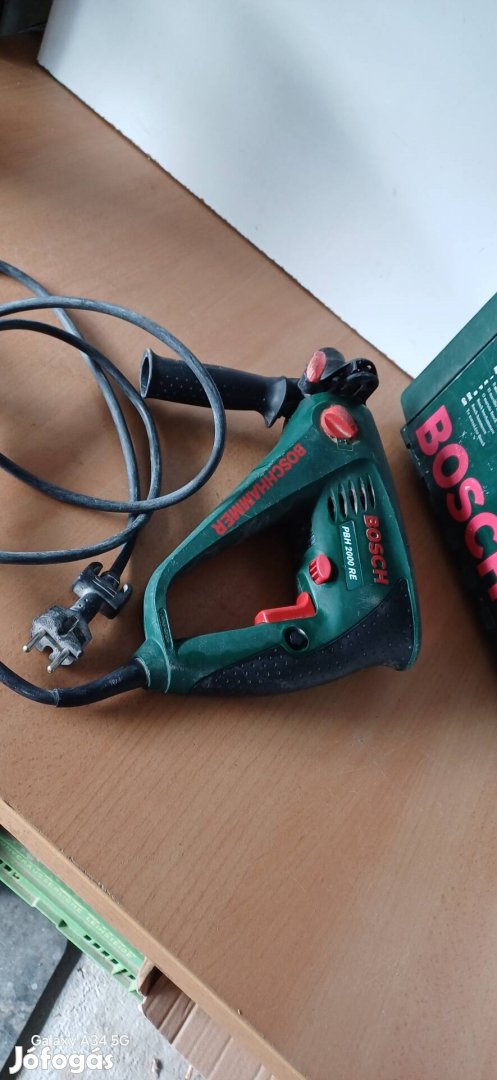 Bosch Pbh 2000re fúrókalapács 