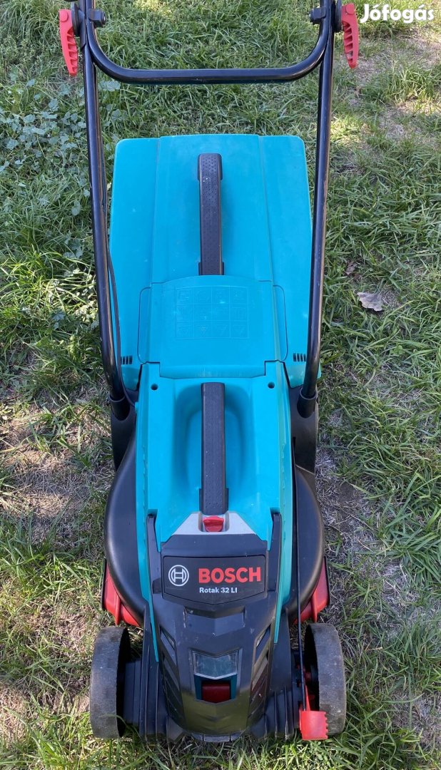 Bosch Rotak 32 Li akkus fűnyíró akkumulátoros