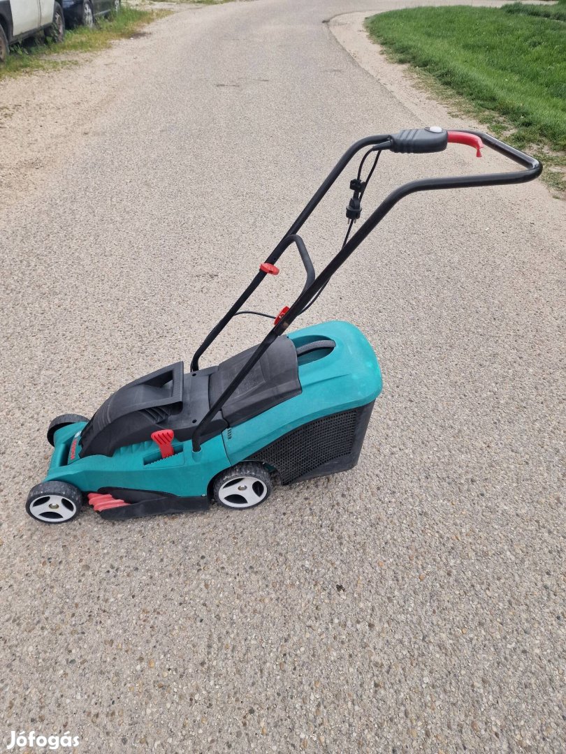 Bosch Rotak 34 1300 W-os elektromos fűgyűjtős fűnyíró 