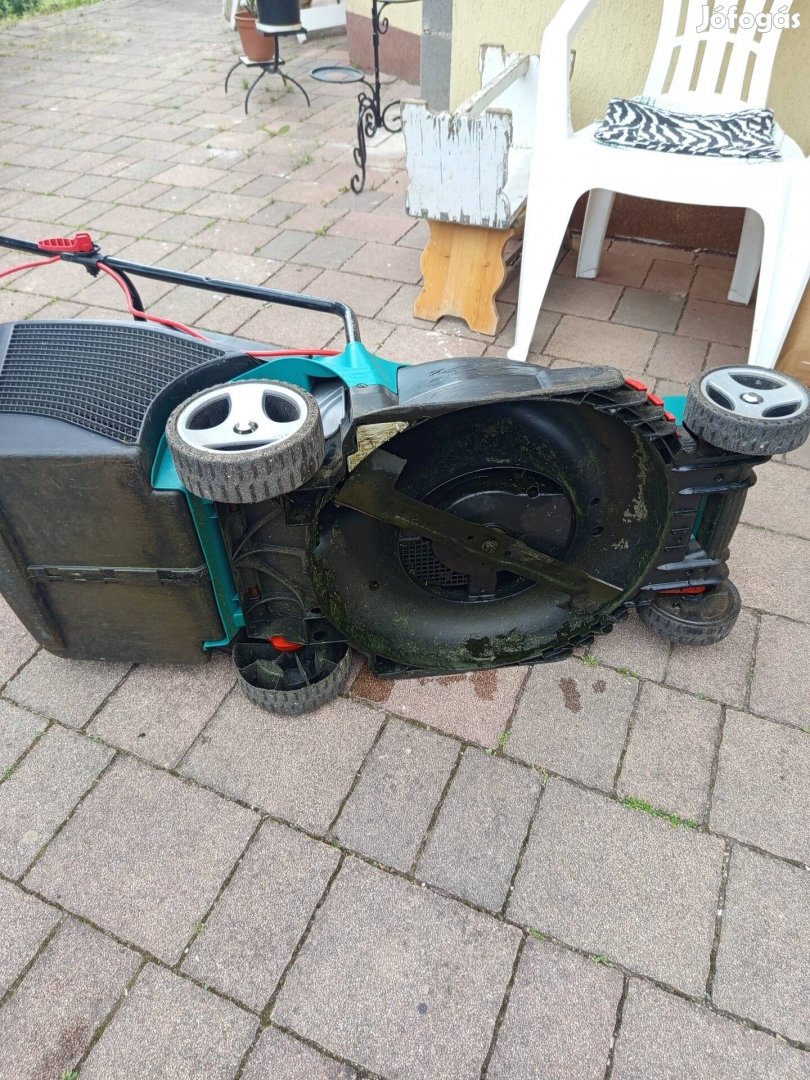 Bosch Rotak 42H tip 1750W fűnyíró eladó 