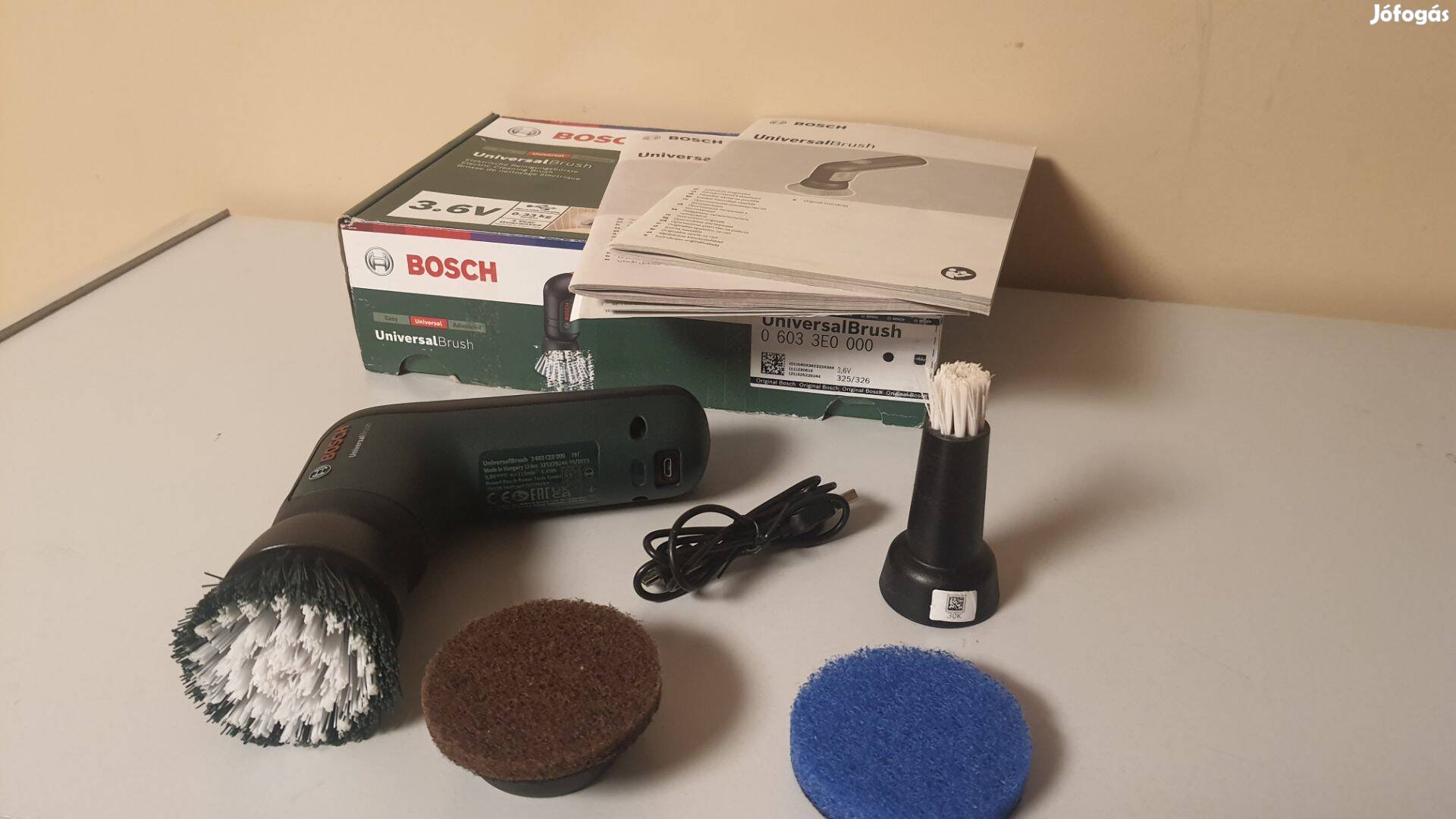 Bosch Universal Brush / akkus tisztítókefe