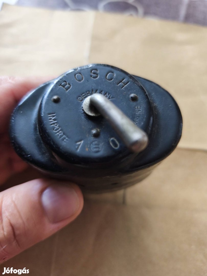 Bosch ablaktörlő motor