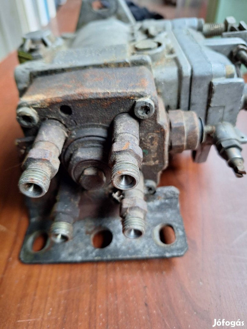 Bosch adagoló használt