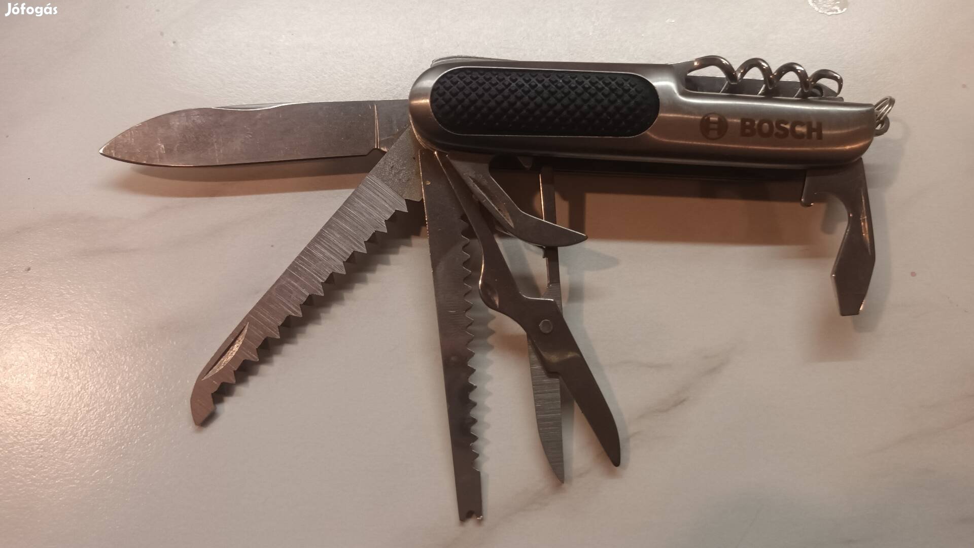 Bosch bicska, kés, zsebkés
