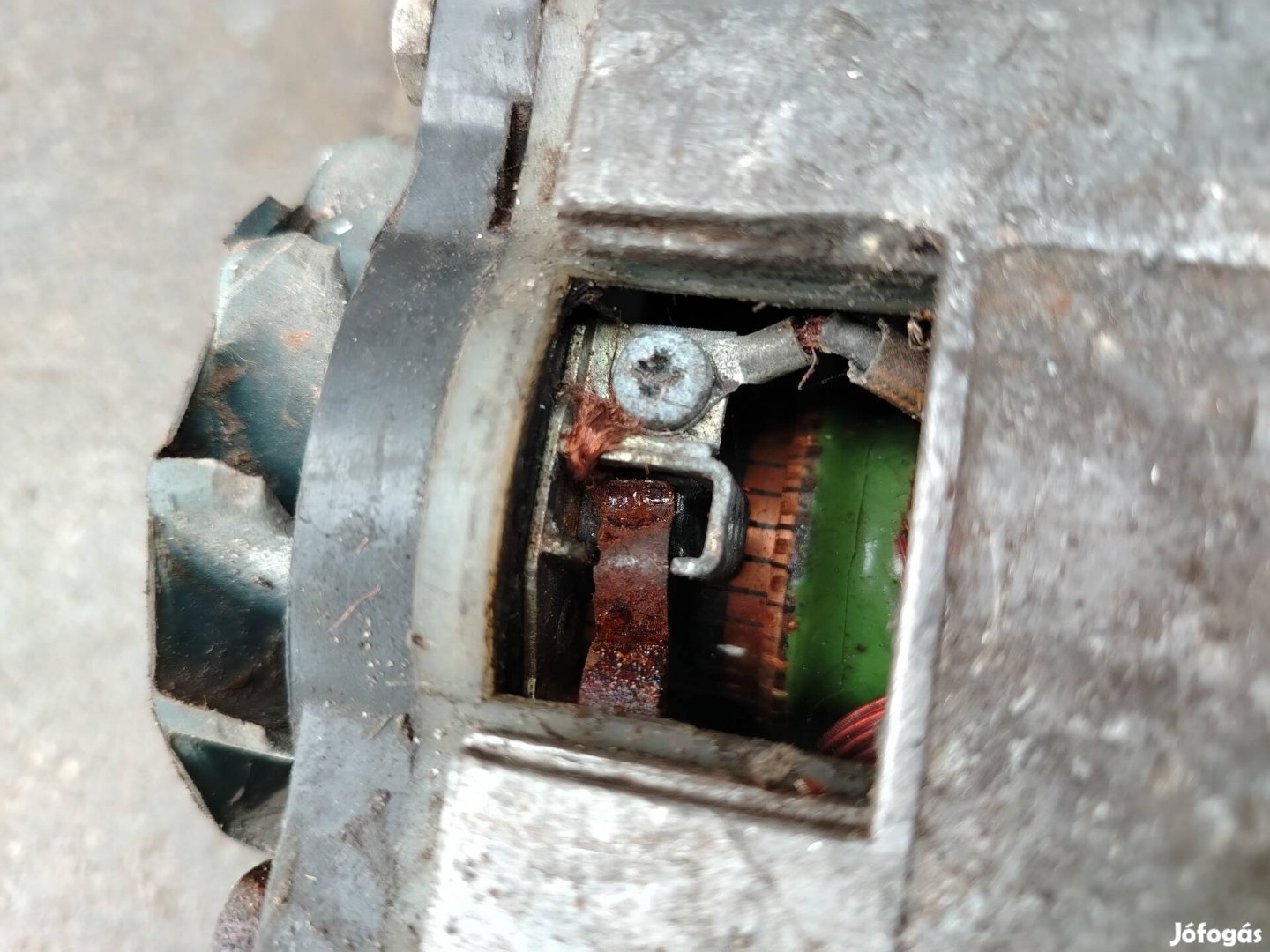 Bosch bontó kalapács alkatrésznek