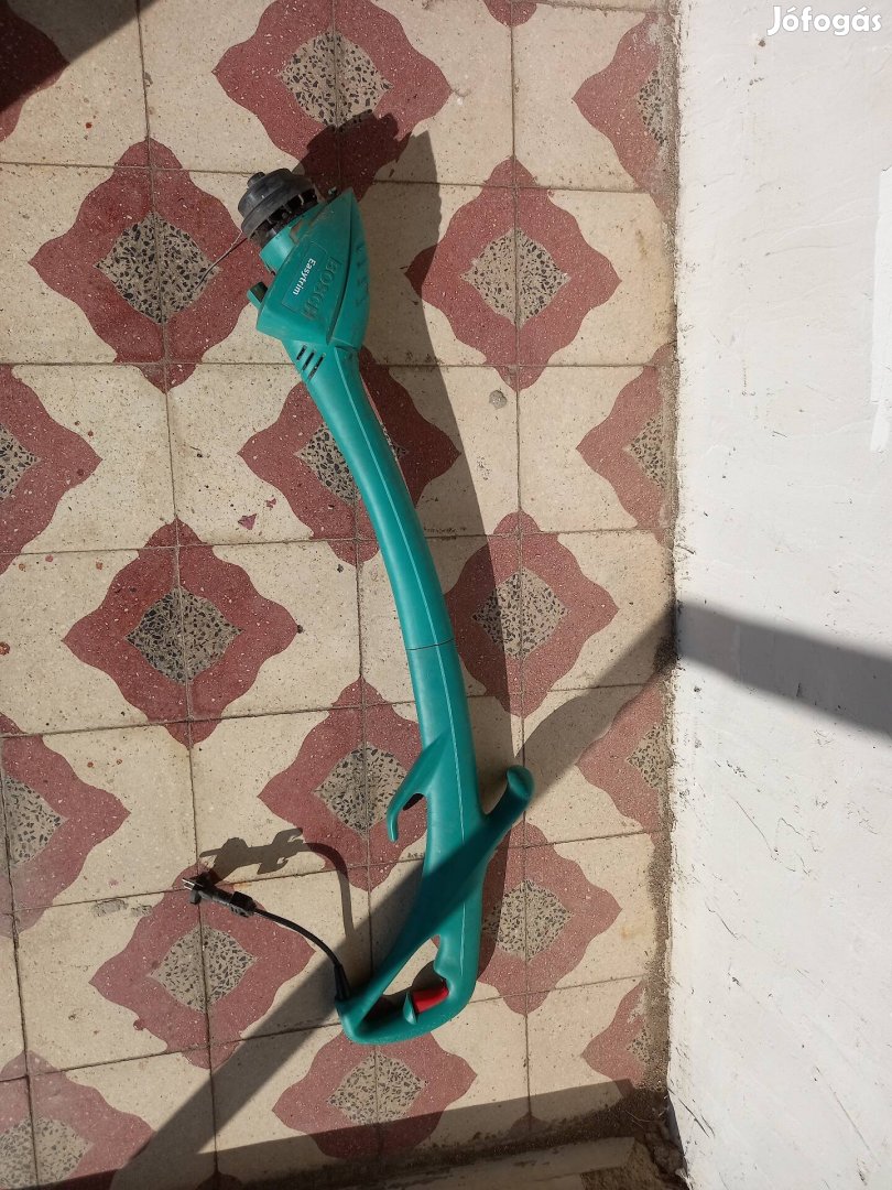 Bosch easytrim 230v fűszegélyvágó