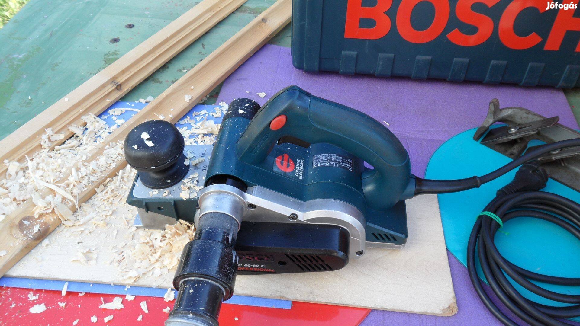 Bosch gyalu gyalugép, felület kezelés, lágy indít. 850 W Makita lap