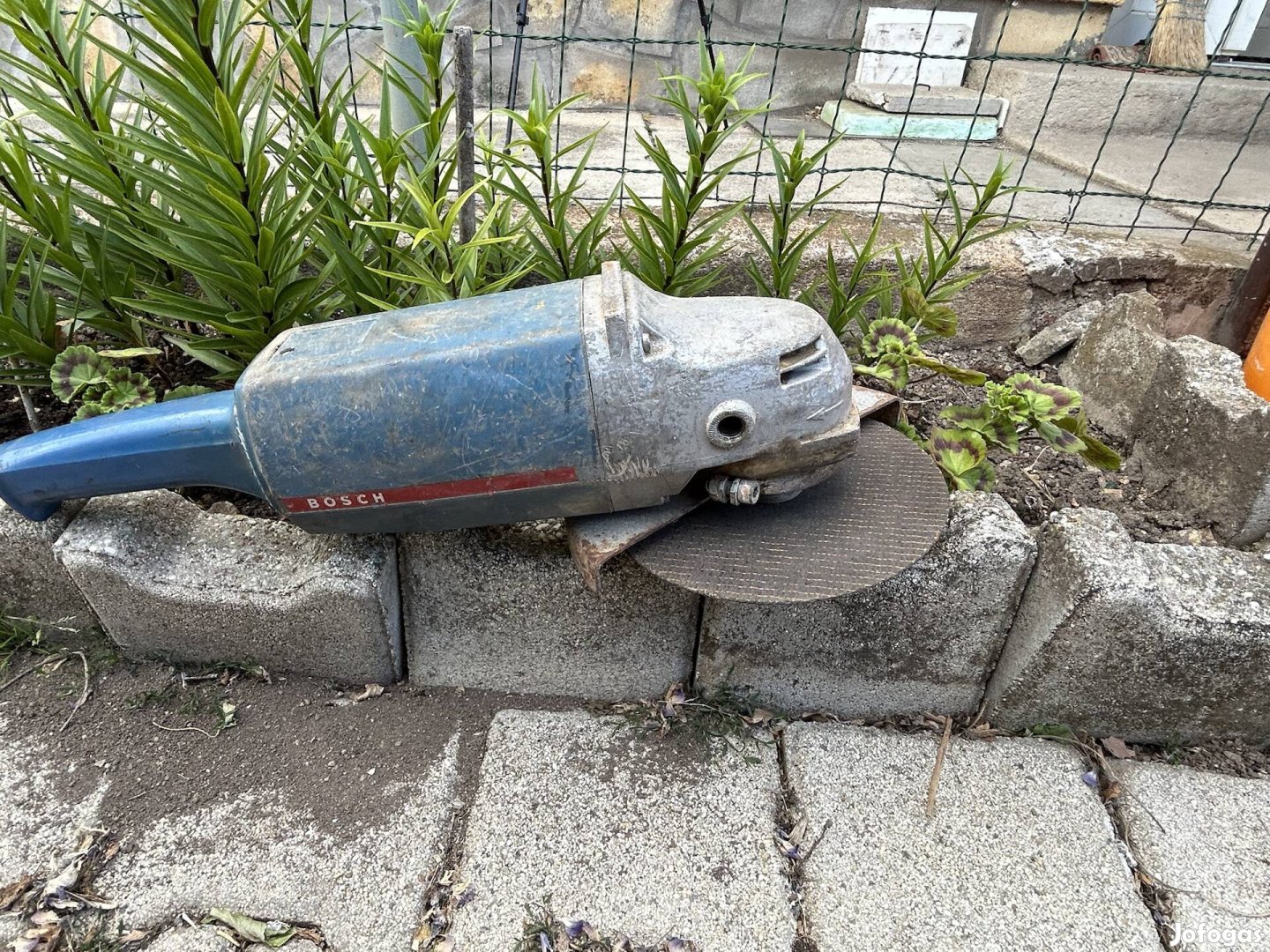 Bosch ipari nagy sarokcsiszoló 2000W
