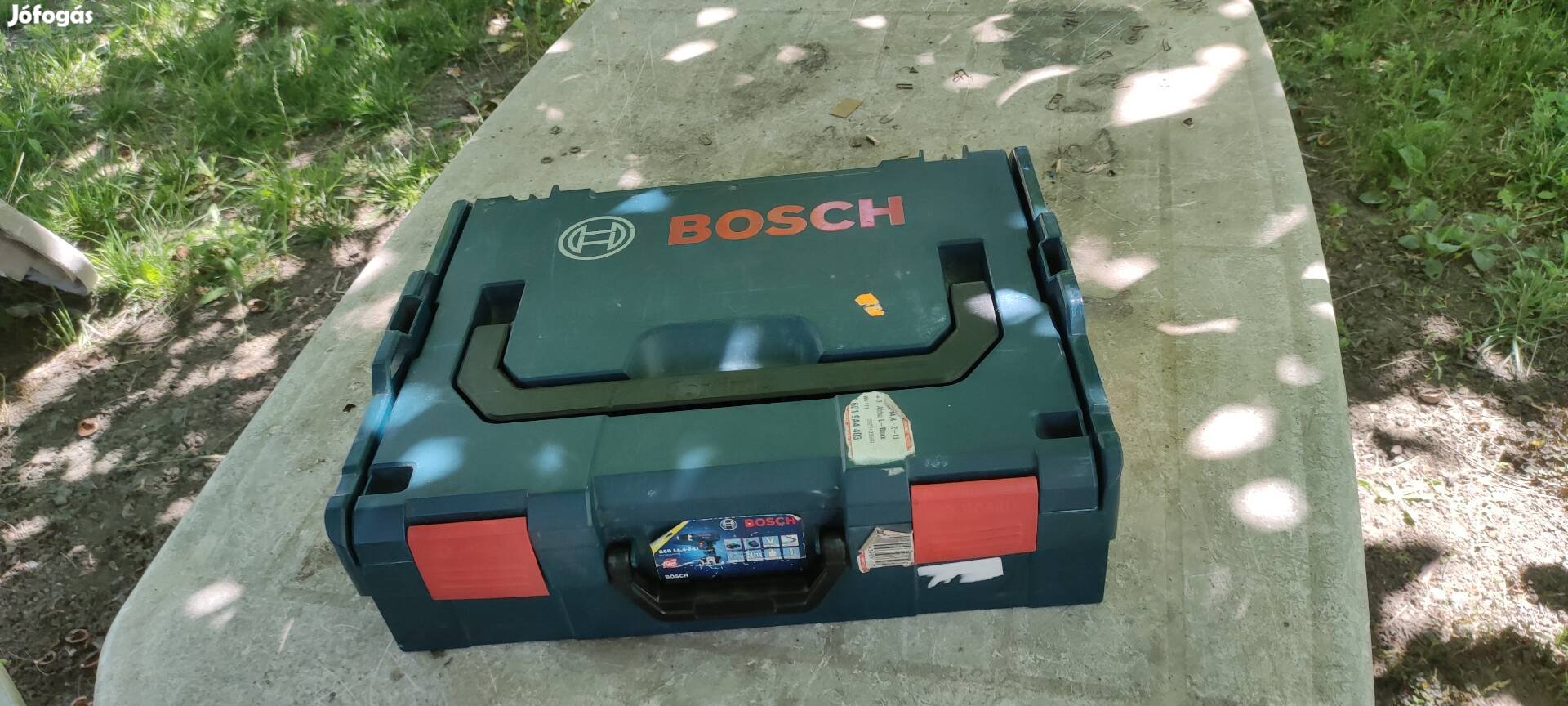 Bosch kofer eladó.