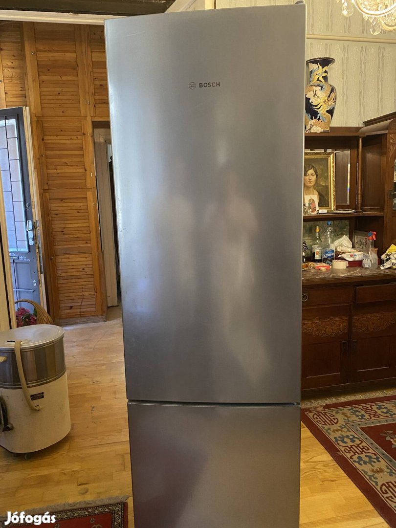 Bosch kombinált hűtőszekrény (Újszerű)