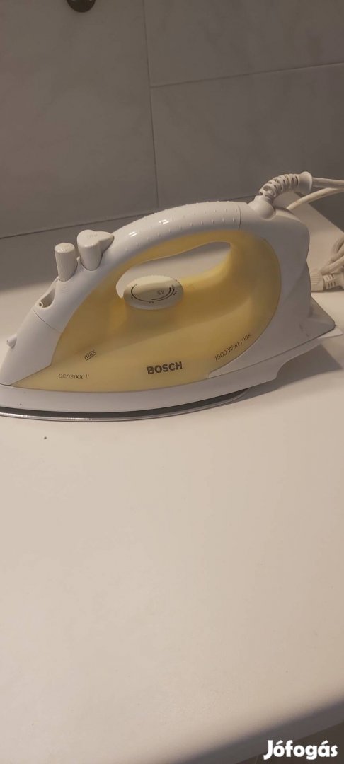 Bosch márkájú vasaló eladó!