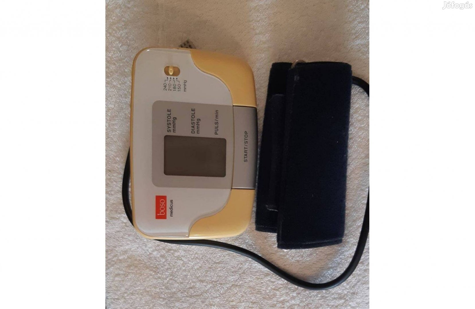 Boso vérnyomásmérő tokkal
