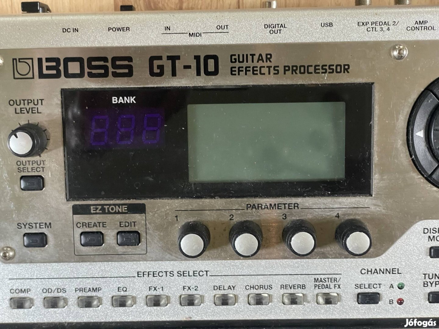 Boss GT-10 Multieffekt pedál