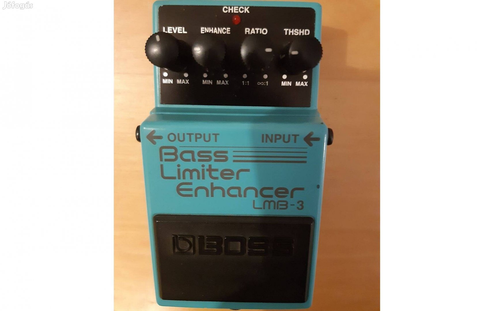 Boss LMB-3 basszus limiter enhancer pedál