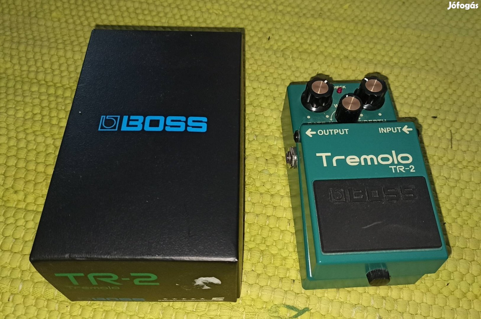 Boss TR2 tremolo gitár effekt pedál