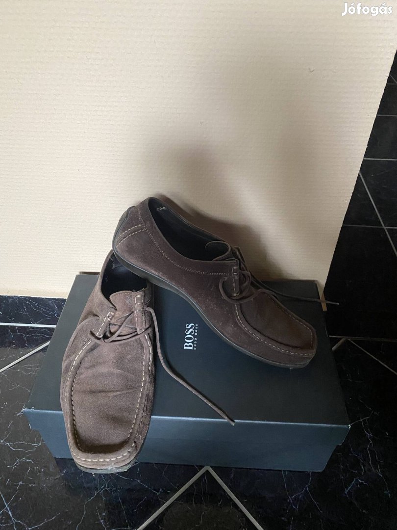 Boss bőr cipő