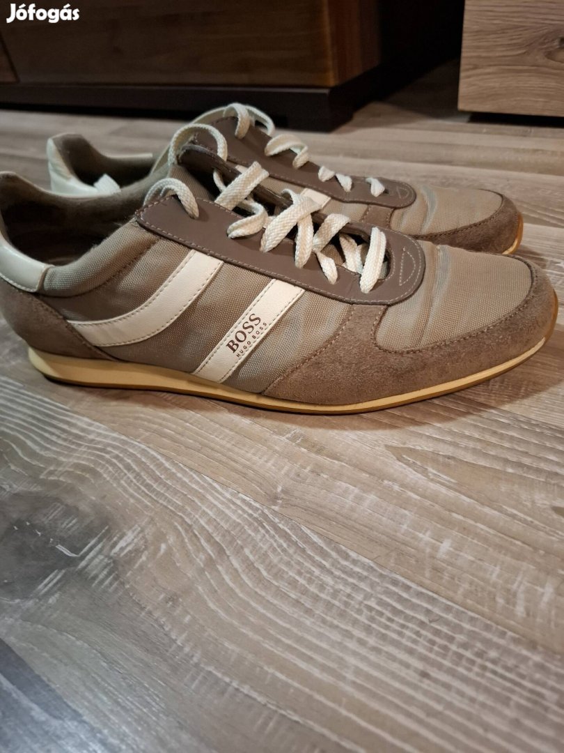 Boss cipoö elado