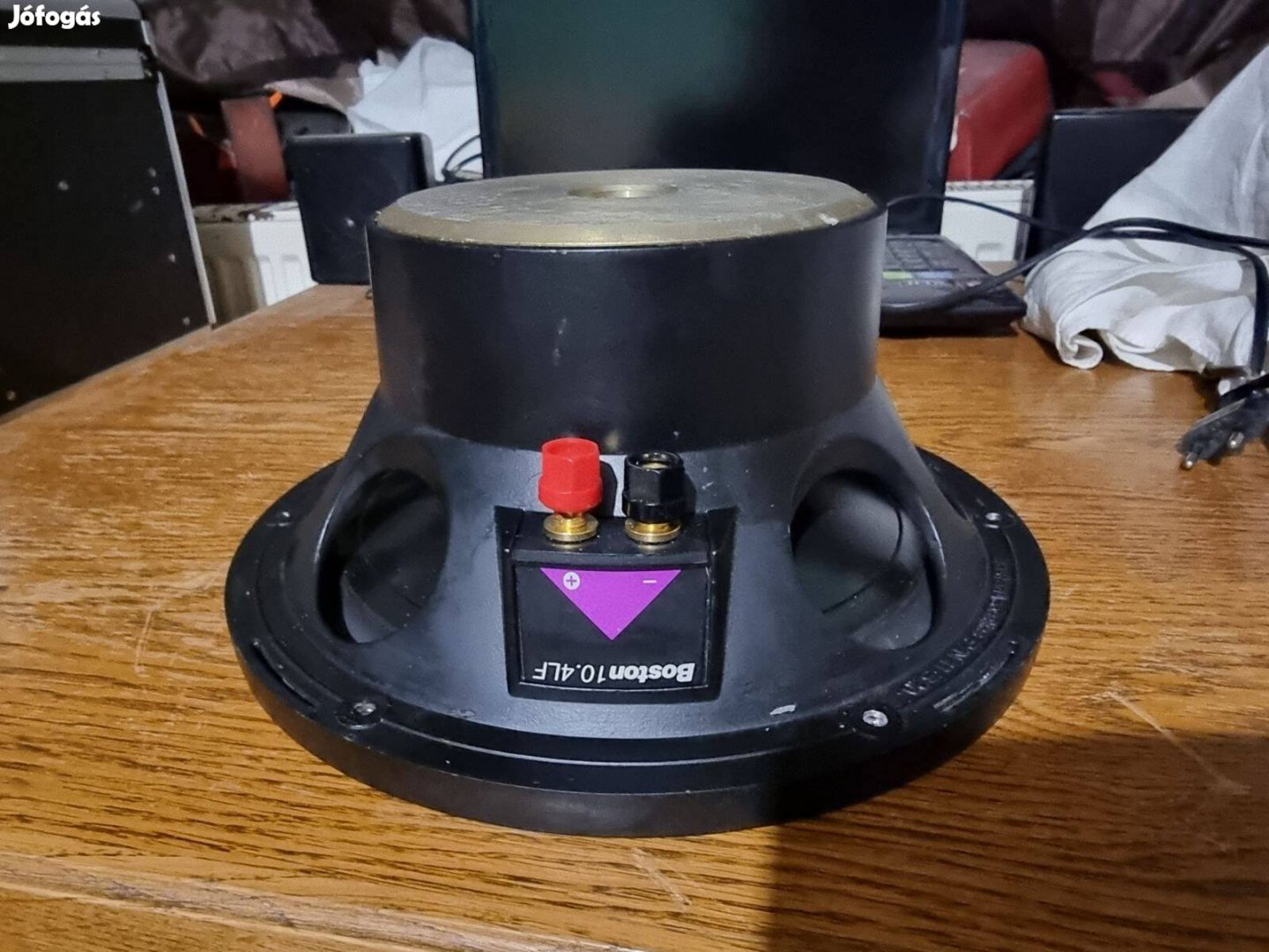 Boston Acoustics 10.4LF Pro Series Subwoofer mélynyomó hangszóró