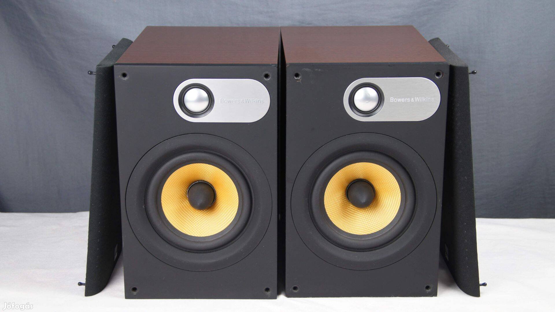 Bowers&Wilkins 686