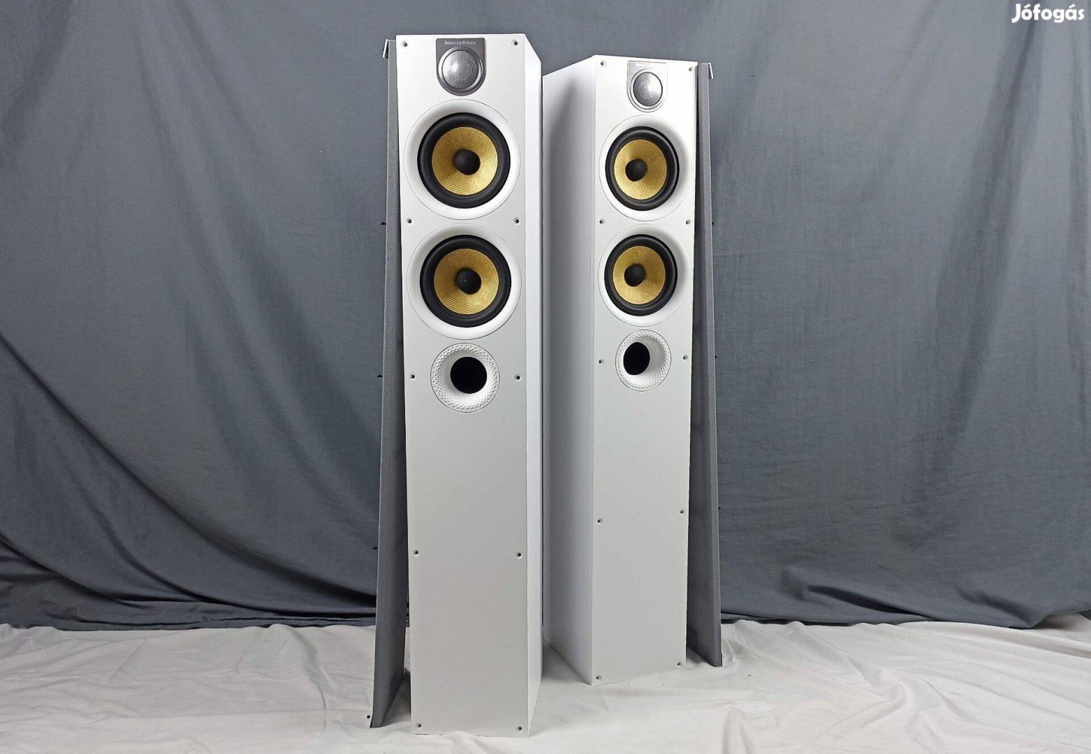 Bowers & Wilkins B&W 684 S2