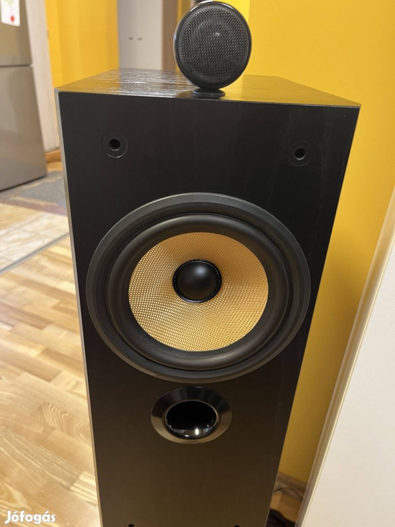 Bowers & Wilkins P6