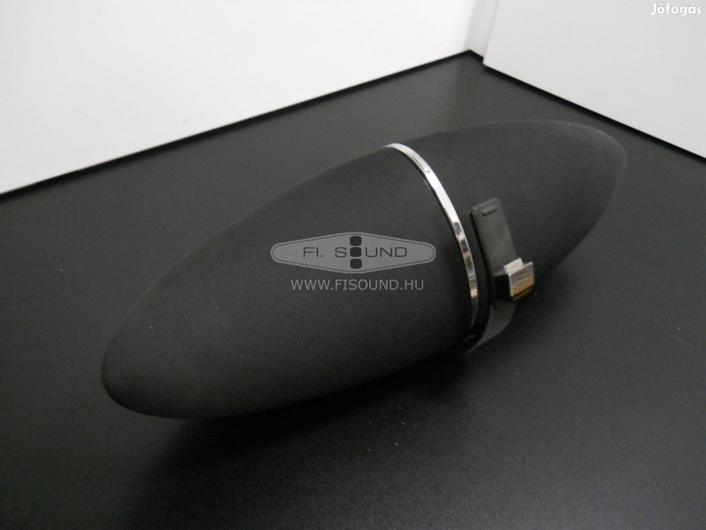Bowers & Wilkins ZeppelinAir ,(3.) burkolati elem csatlakozókkal