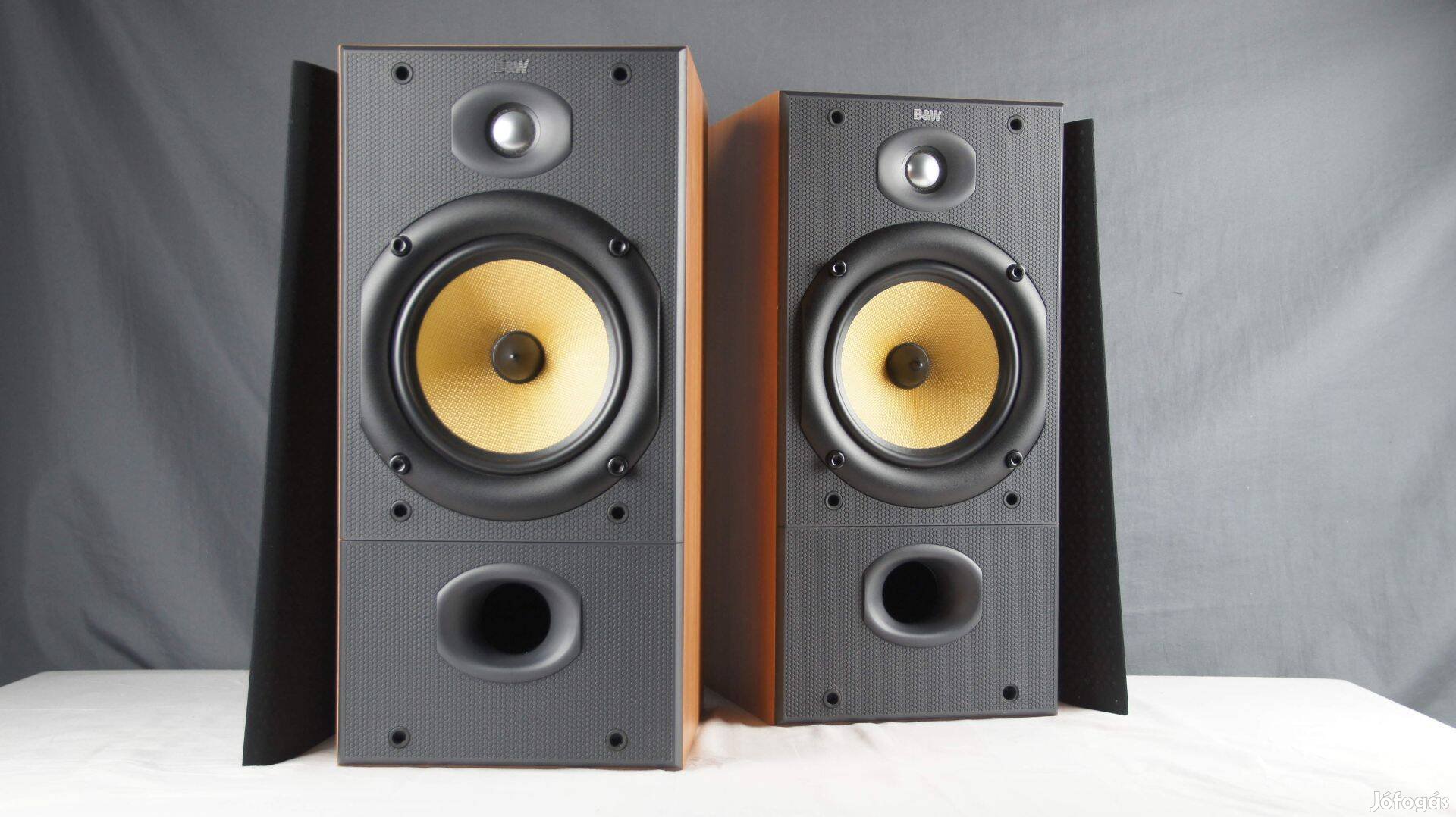 Bowers & Wilkins (B&W) DM602 S2