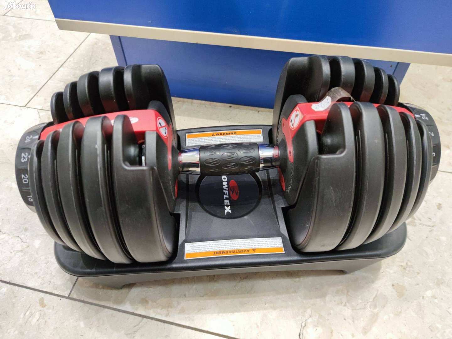 Bowflex 2-24kg-ig állítható 1db súlyzó