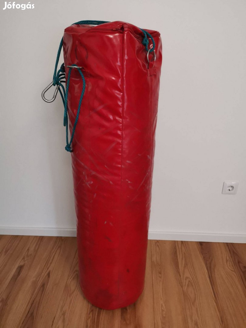 Boxzsák 120cm műbőr felfogatóval