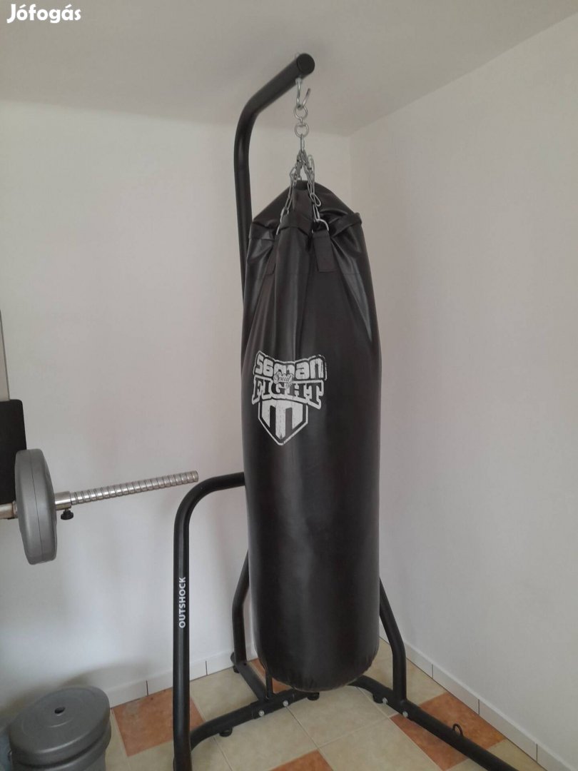 Boxzsák állvánnyal
