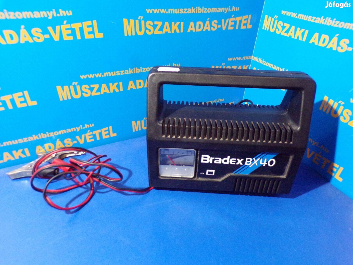 Bradexbx 40 akku töltő jótállással -