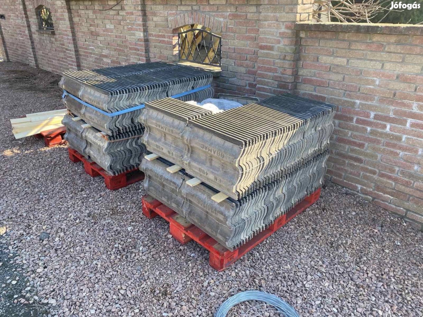 Bramac római protektor antracit cserép eladó