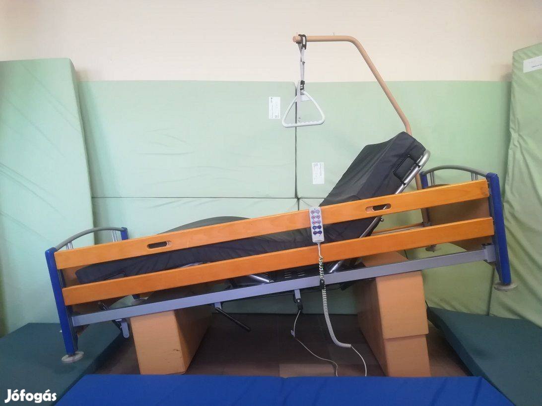 Brandenburgi elektromos motoros betegágy beteg kórházi ápolási ágy