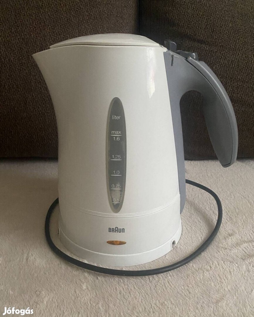 Braun Fehér Vízforraló - 1.6L -