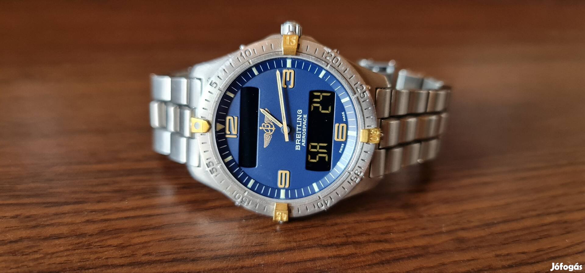 Breitling Aerospace titán quartz óra!