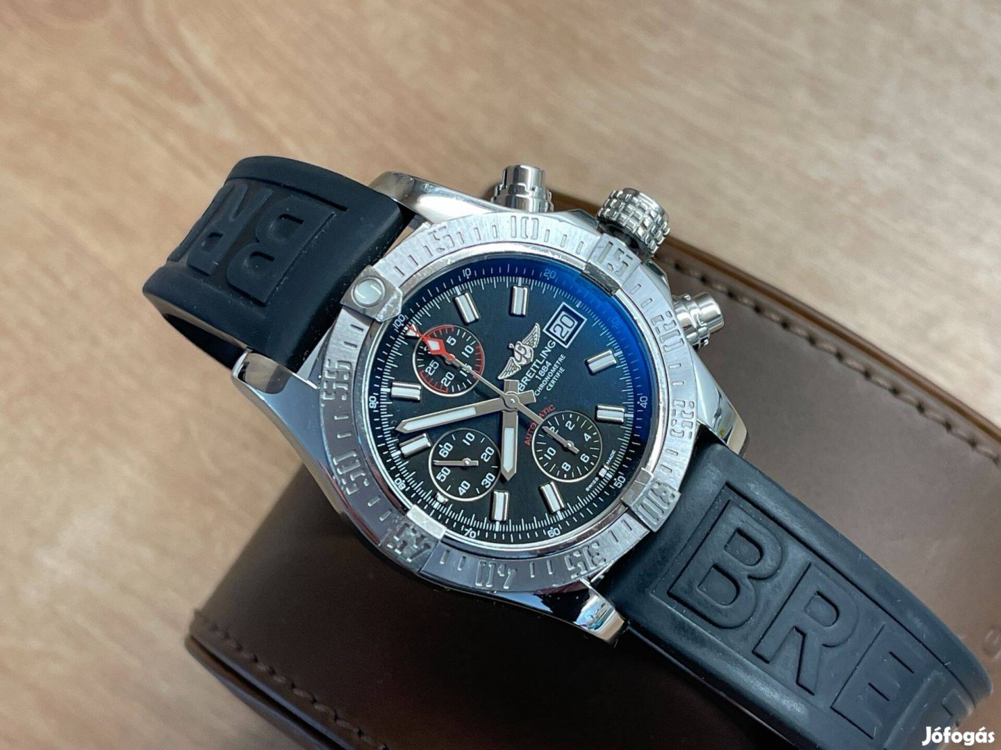 Breitling Chrono Avenger II. 43 Lgsw