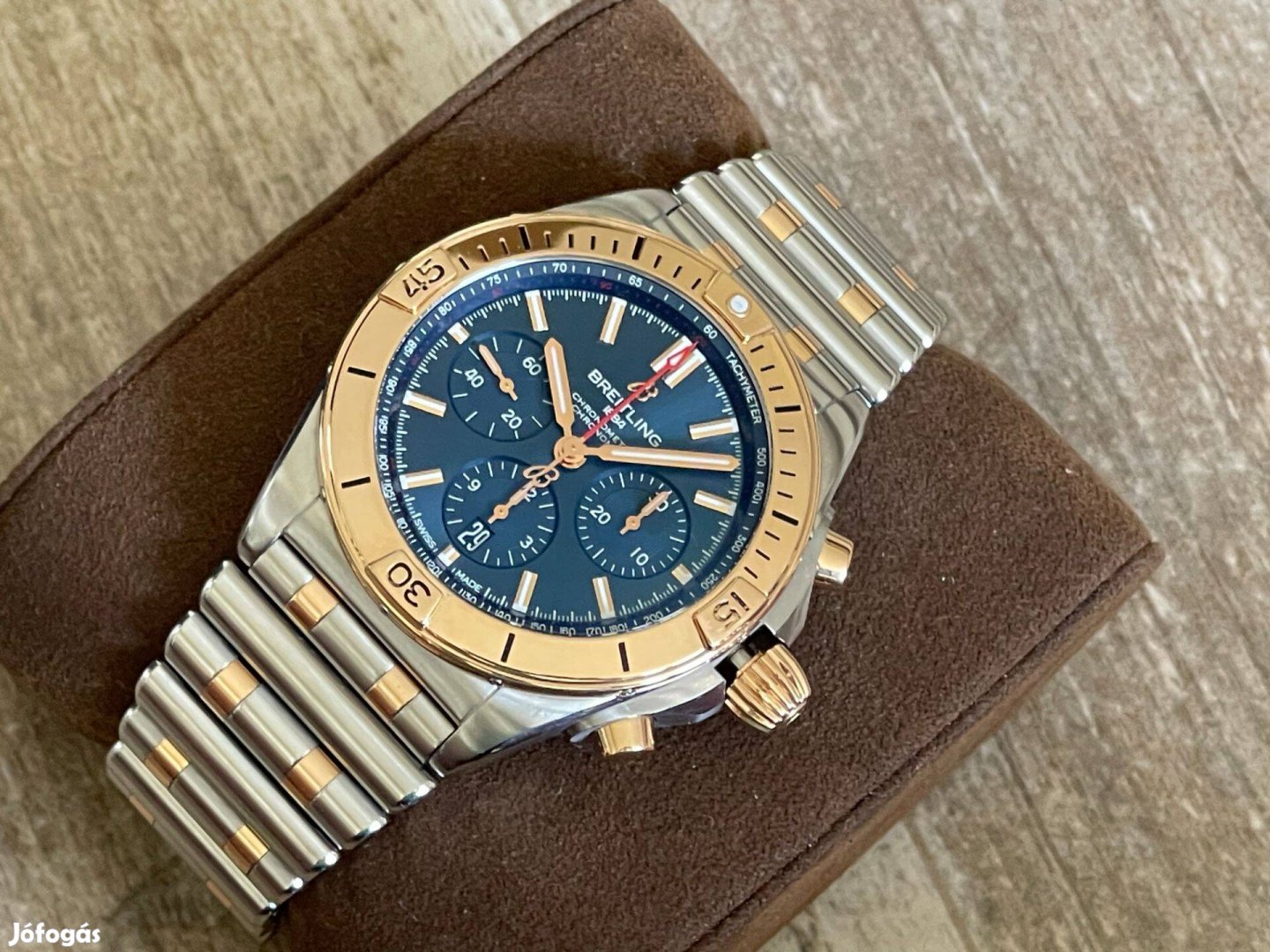 Breitling Chronomat B01 42 arany-acél garanciális Lgsw