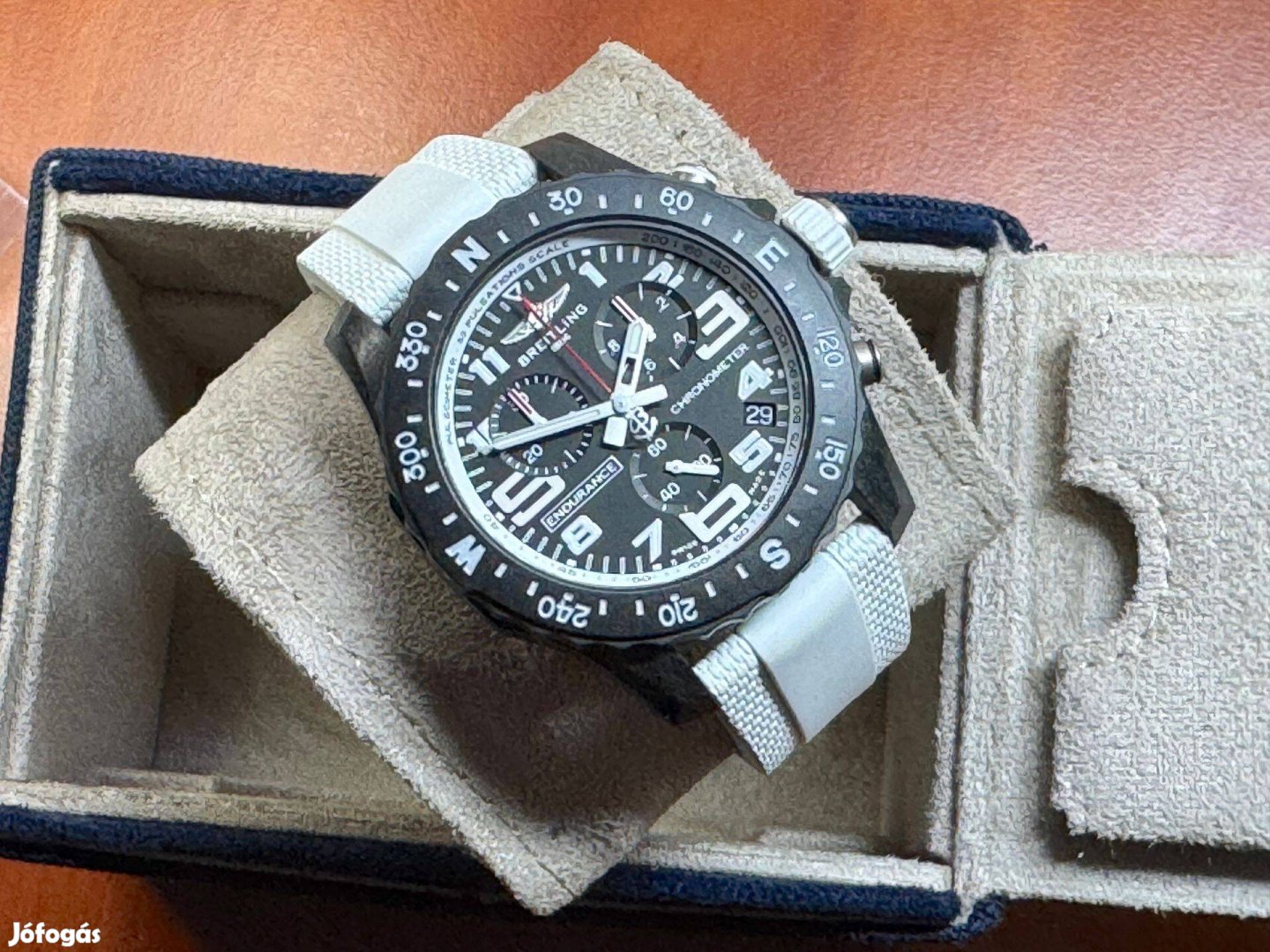 Breitling Endurance Pro 44 szinte új garanciális Lgsw
