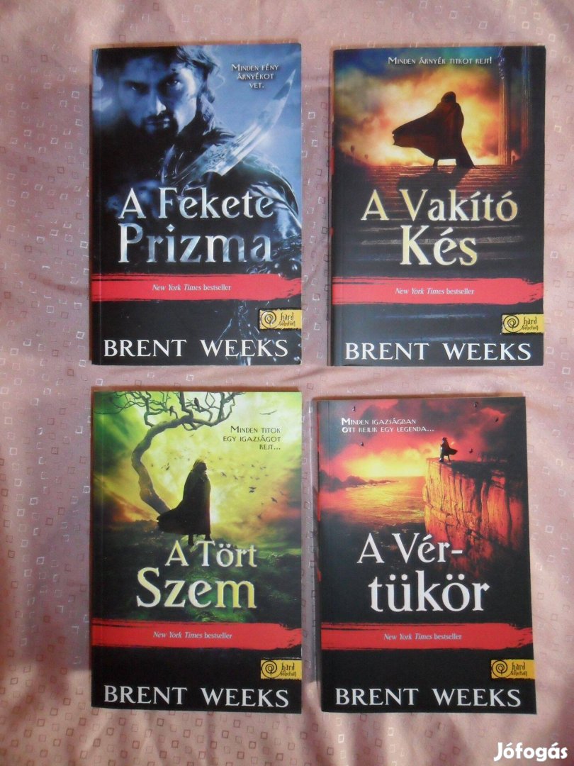 Brent Weeks: A Fényhozó 1-4