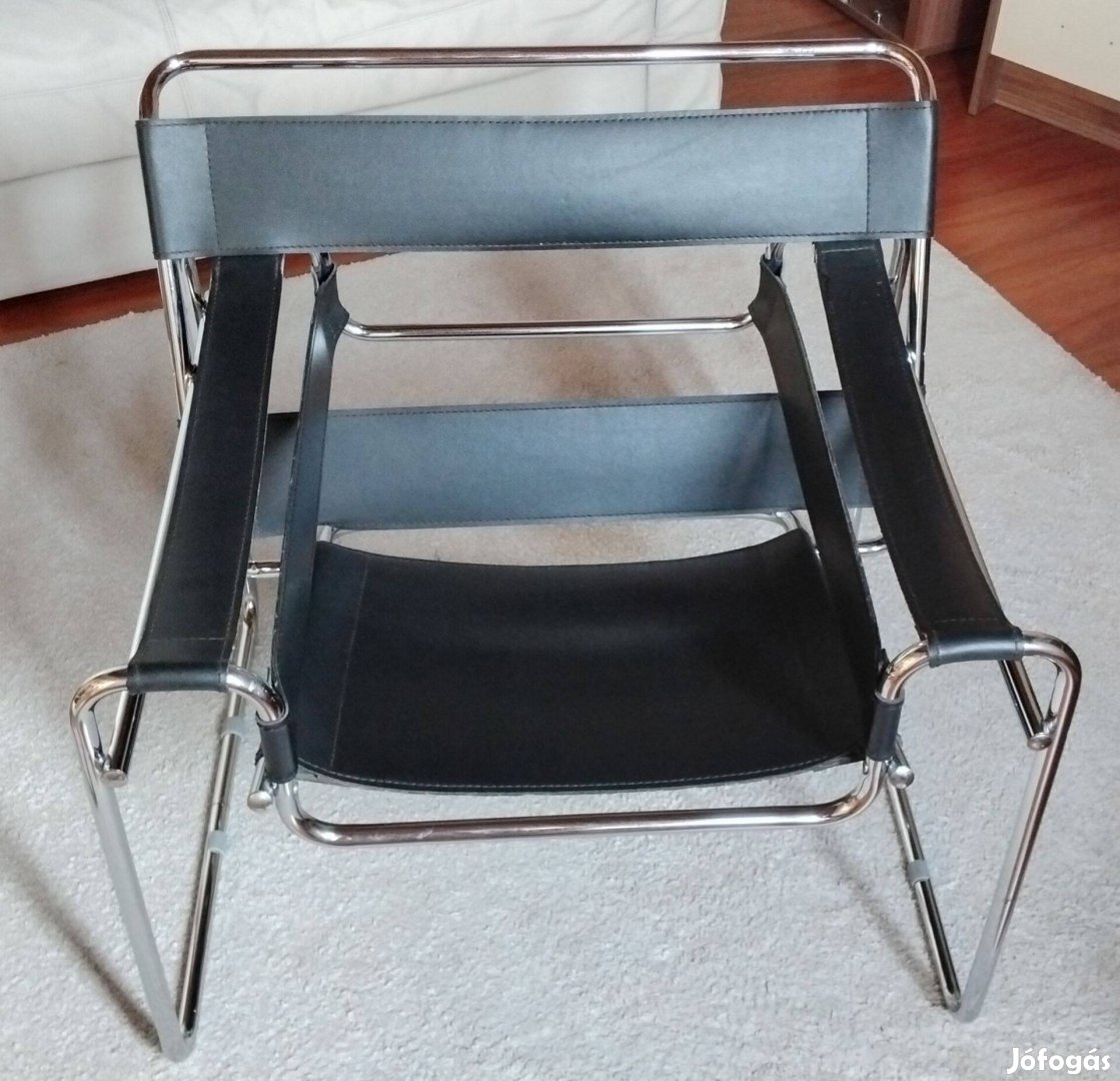 Breuer Marcel Wassily stílusú csővázas bőr fotel