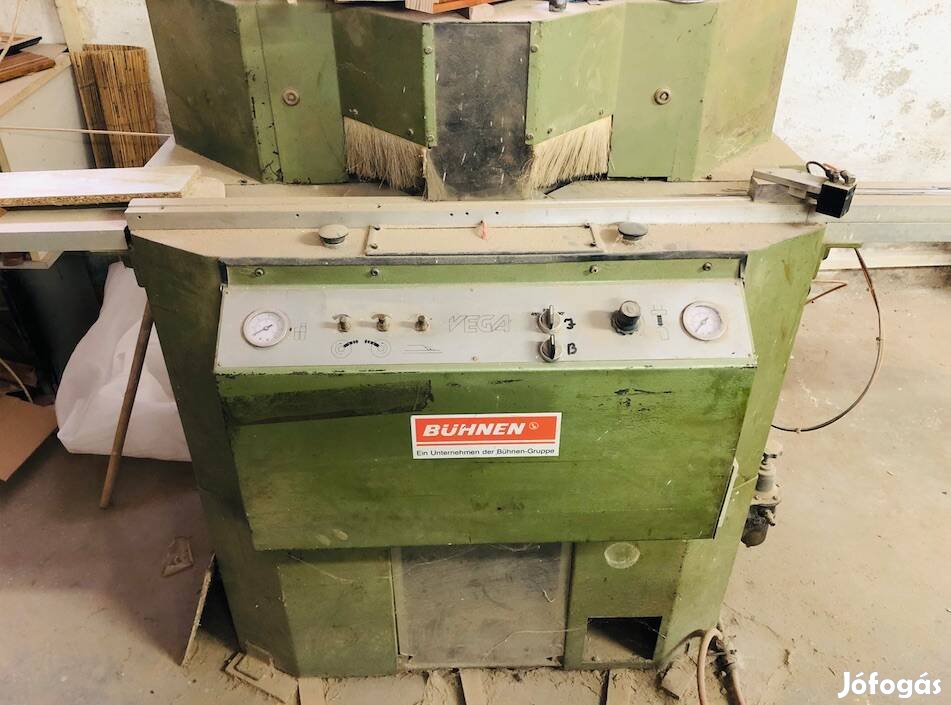 Brevetti Vega pneumatikus gérvágó körfűrész